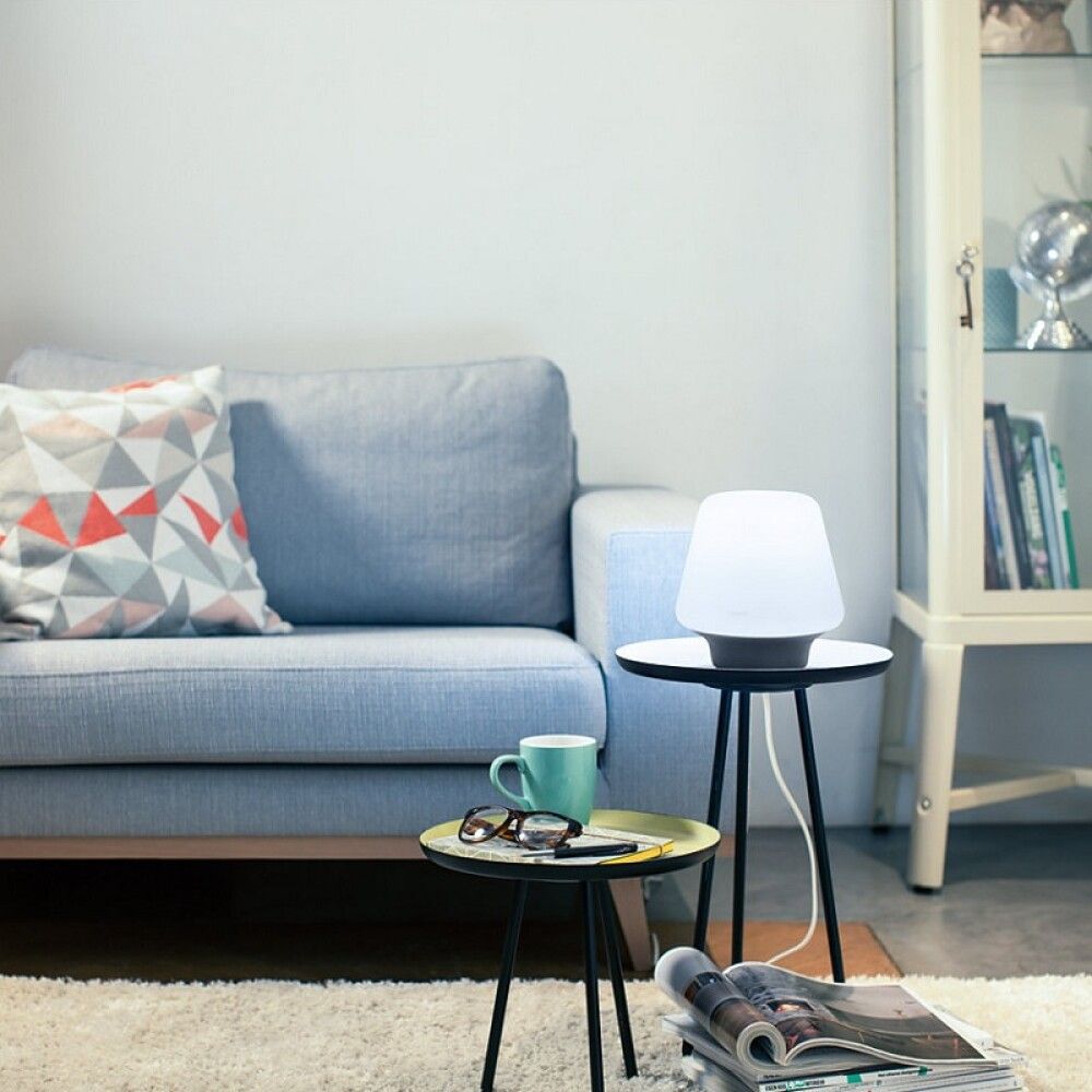 LED-lauavalgusti Philips Hue Wellness