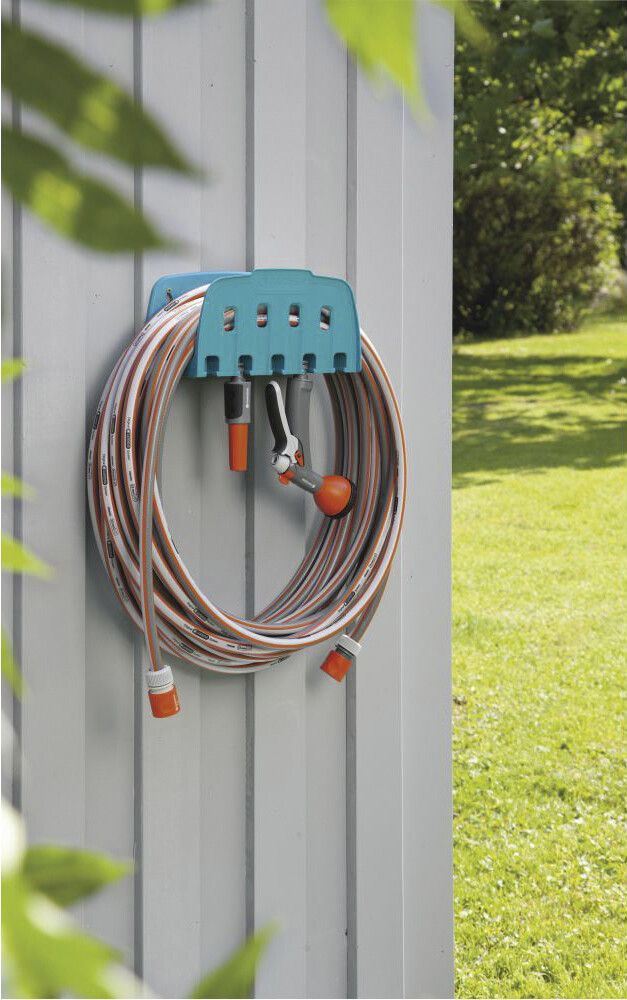 Voolikuhoidik seinale