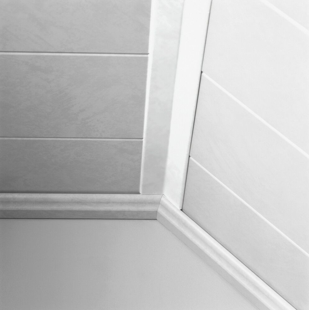 Voldikliist MDF, sile valge. 22 x 22 x 2600 mm