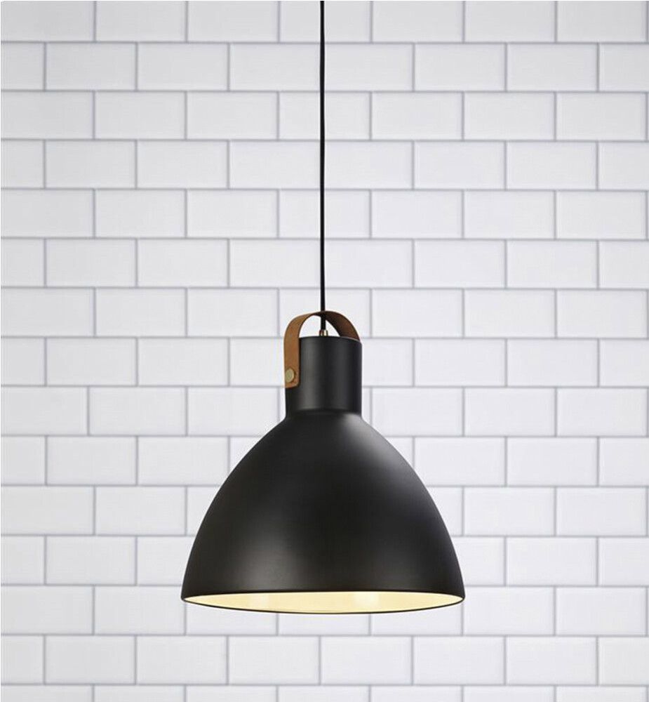 Rippvalgusti Eagle, must