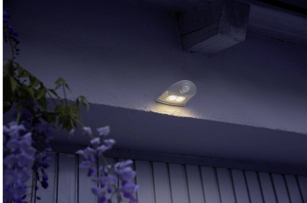 Liikumisanduriga valgusti Ledvance Door LED, valge