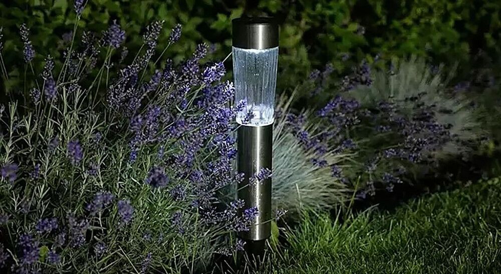 Päikesepatareiga Bauhaus valgusti Grande