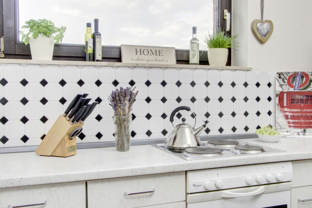 Mosaiikplaat Octa 30x30cm valge/must Must-valge