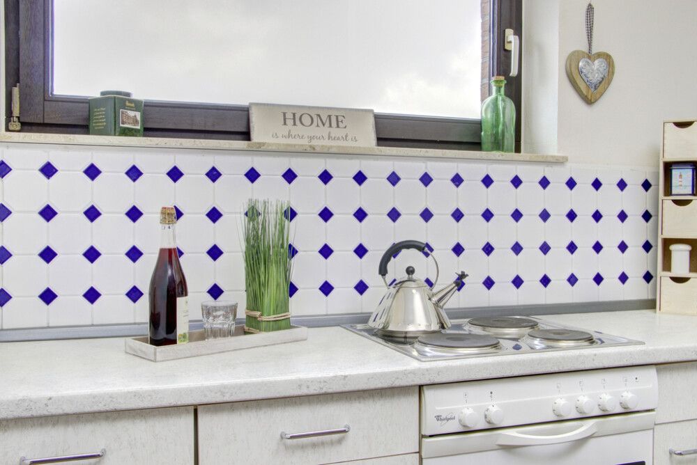 Mosaiikplaat Octa 30x30cm valge/must Sinine