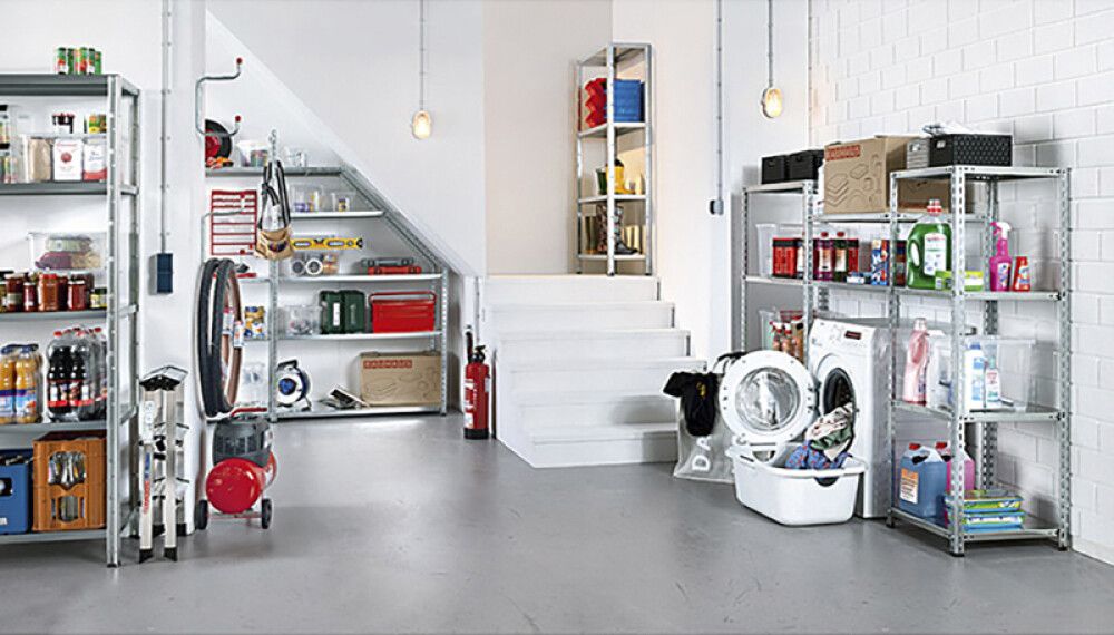 Laoriiuli Regalux nurgaprofiil 3,5 x 3,5 x 150 cm hall