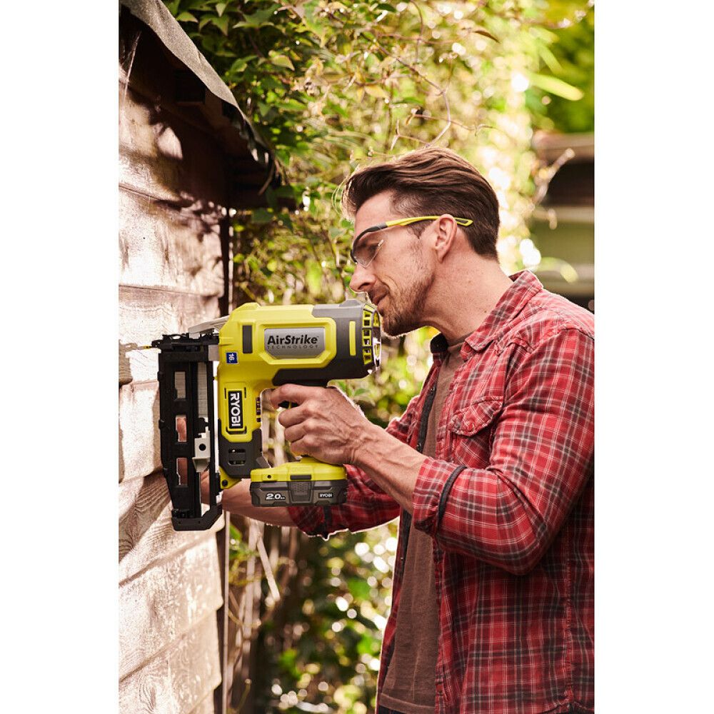 Naelapüstol Ryobi ONE+ R16GN18-0