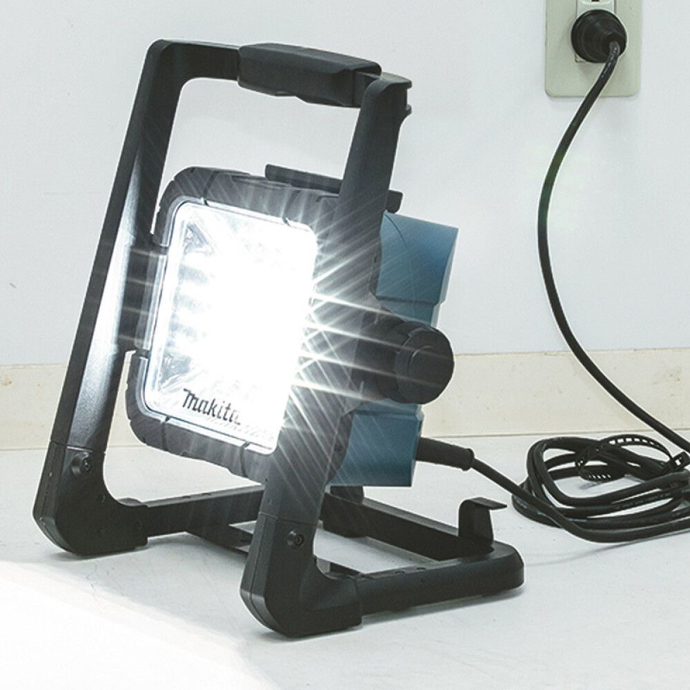 LED-prožektor Makita DML805