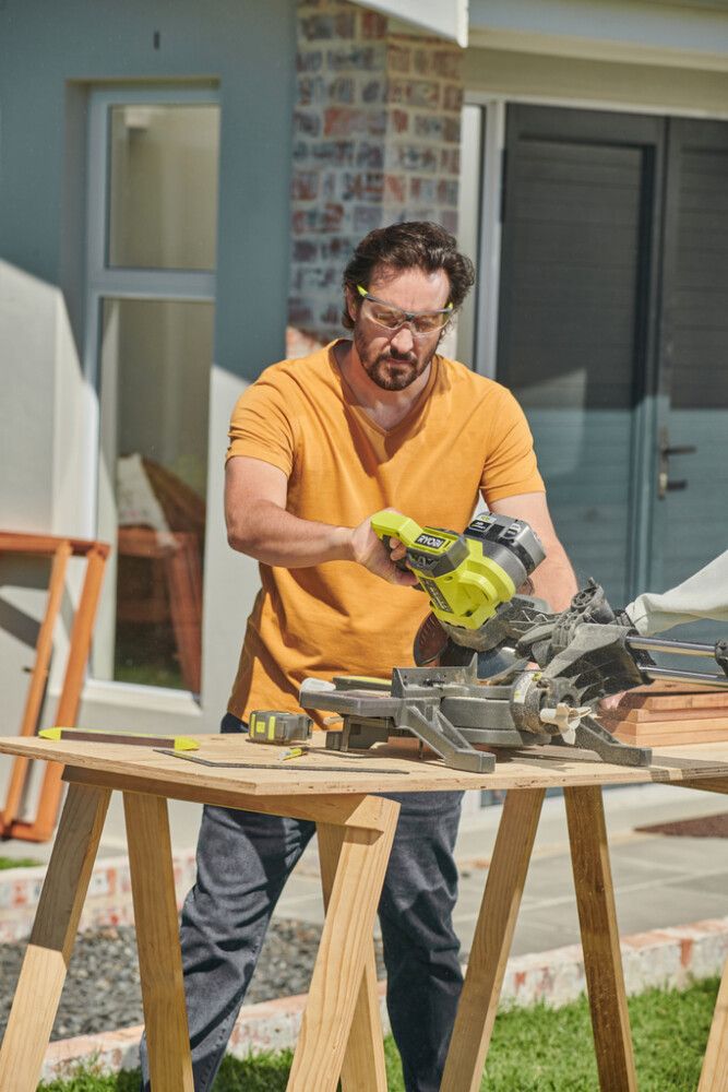 Tükeldus- ja nurgasaag Ryobi RMS18190-0