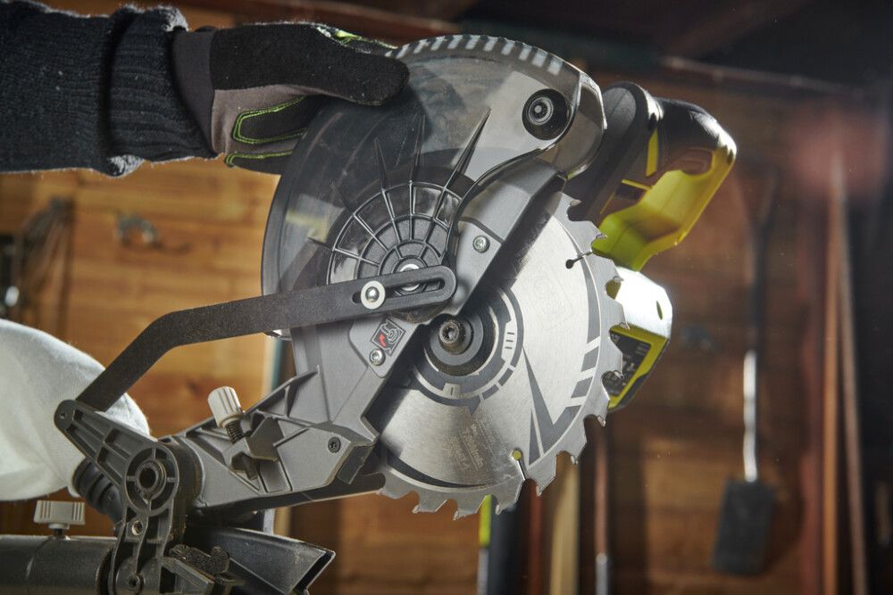 Tükeldus- ja nurgasaag Ryobi RMS18190-0