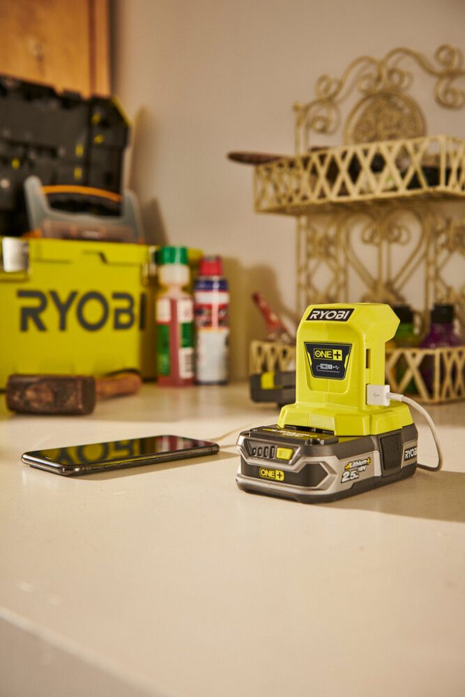 USB-adaper Ryobi ONE+ R18USB-0, 18 V