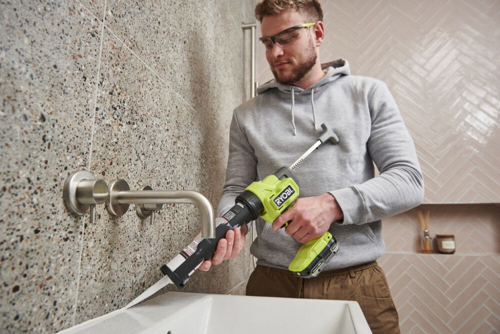 Aku-silikoonipüstol Ryobi ONE+ RCG18-0 18 V