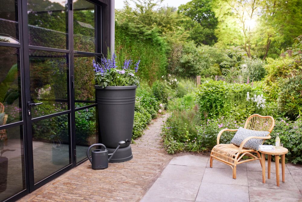 Vihmaveetünn Elho Green Basic alusega 200 l