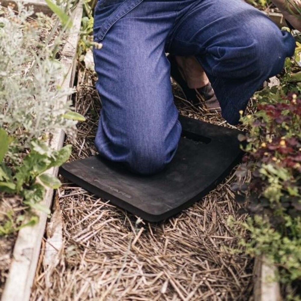 Põlvekaitse Fiskars Solid 45,7 x 27,9 x 1,9 cm