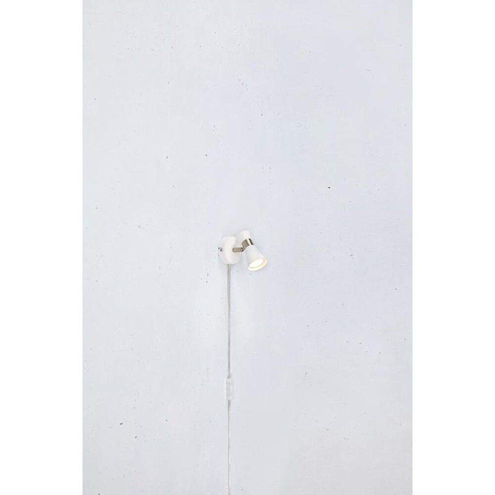 Kohtvalgusti  Markslöjd Folie valge/nikkel