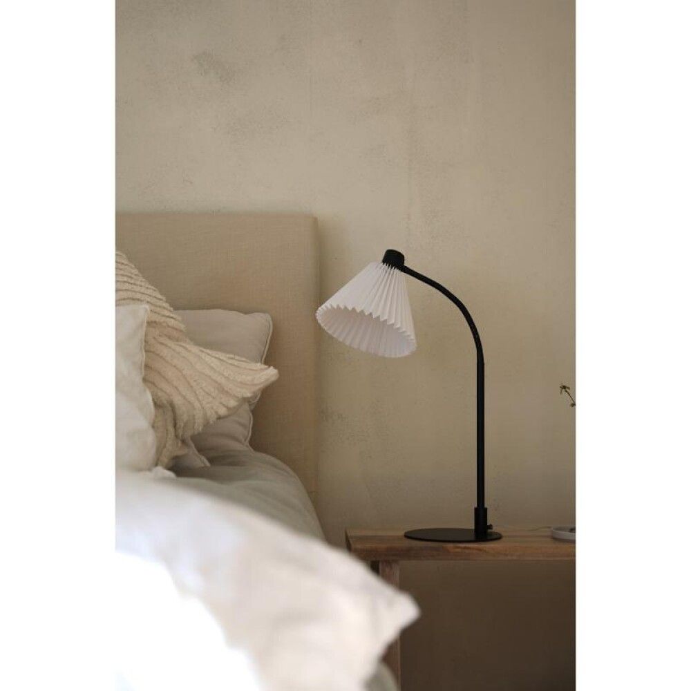 Lauavalgusti Markslöjd Mira must/valge