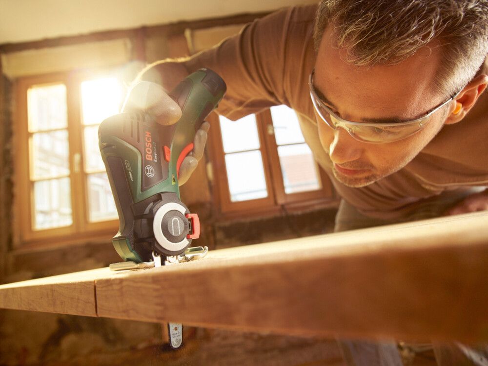 Akuuniversaalsaag Bosch EasyCut 12 NanoBlade