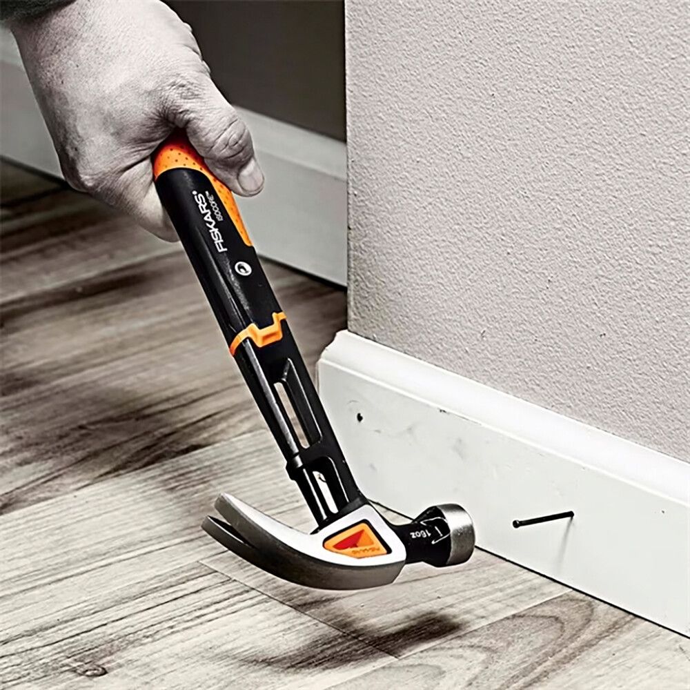 Viimistlushaamer Fiskars IsoCore kaardus 16 oz