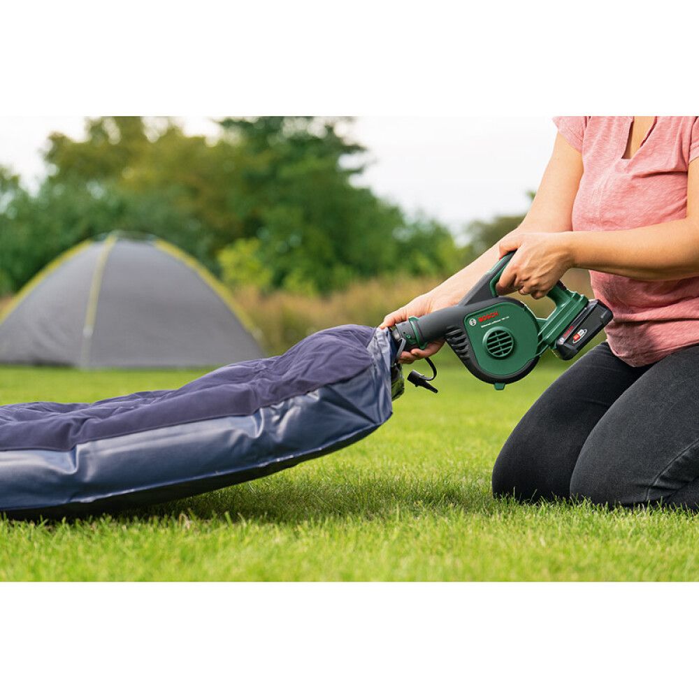 Akulehepuhur Bosch UniversalLeafBlower 18V-130 Solo