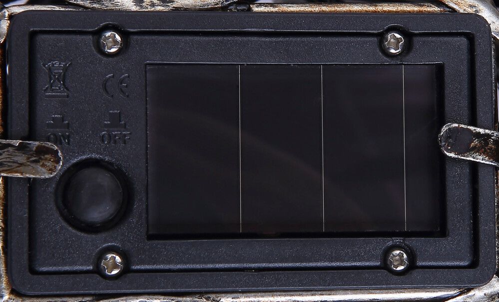 Päikesepatareiga LED-valgusti Globo Kurg