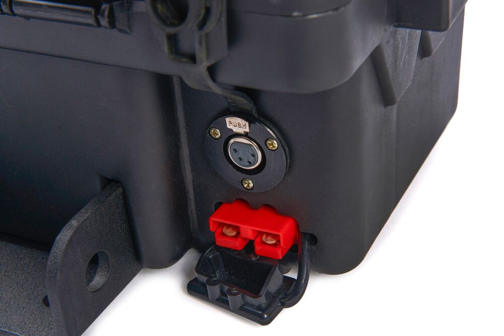 Kaasaskantav vints Warrior Trojan 4000 sünteetilise köiega