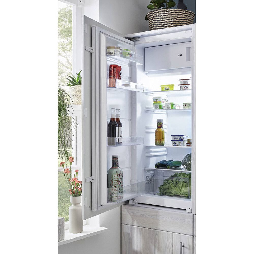 Köögikomplekt Respekta Country 2,7 m, valge, keraamiline pliit