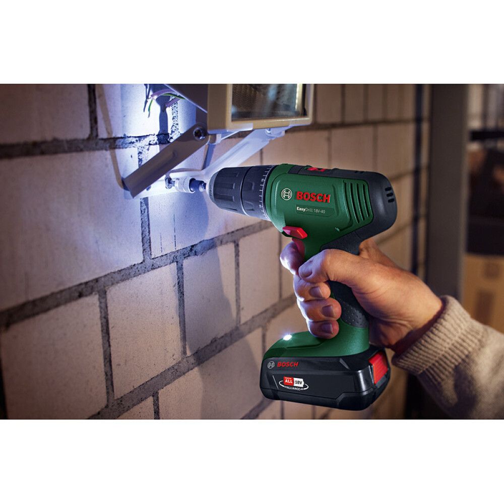 Akutrell-kruvikeeraja Bosch EasyDrill 18V-40