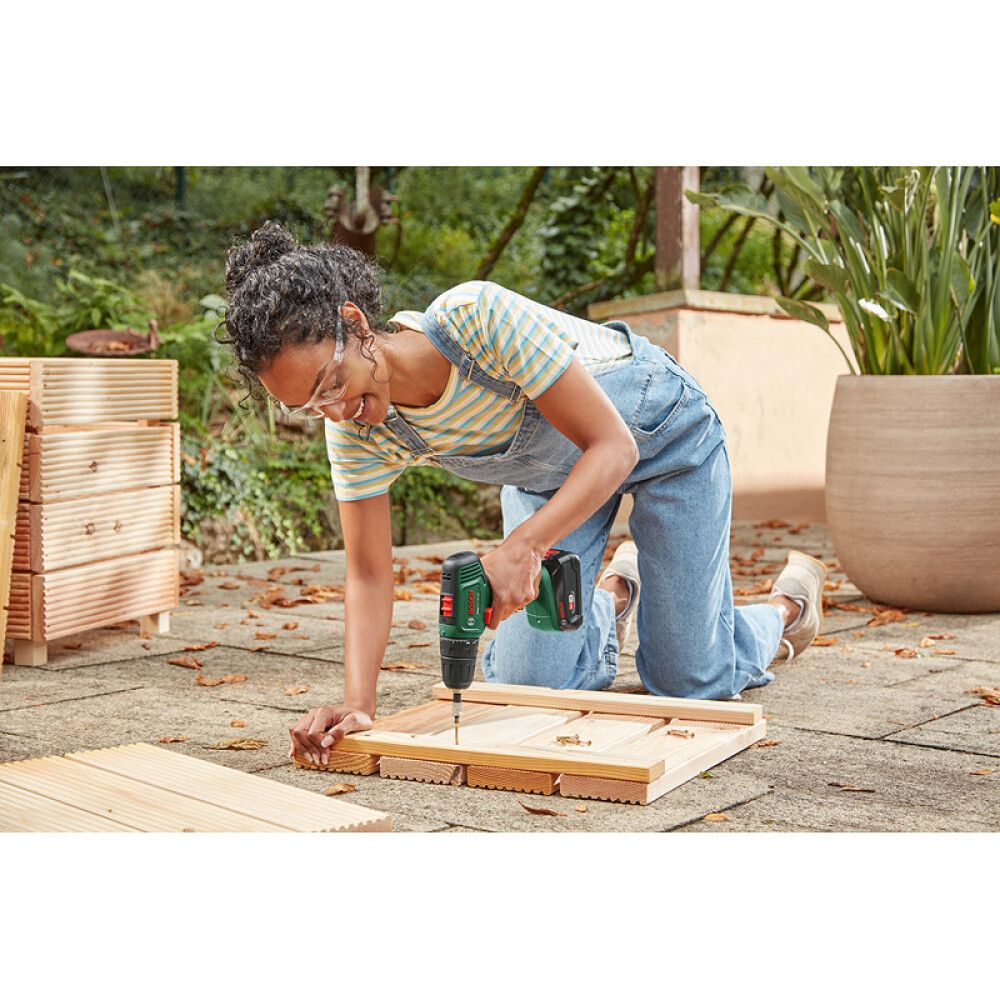 Akutrell-kruvikeeraja Bosch EasyDrill 18V-40