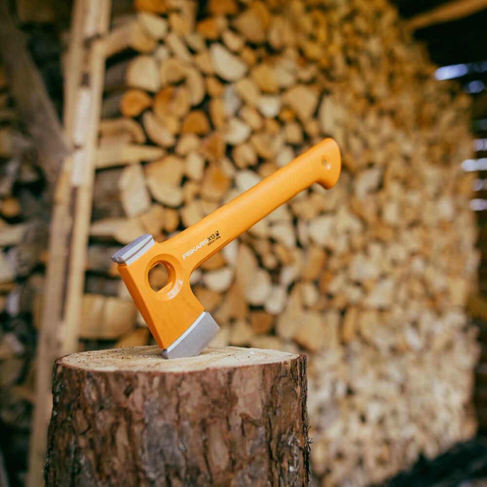 Matkakirves Fiskars X13