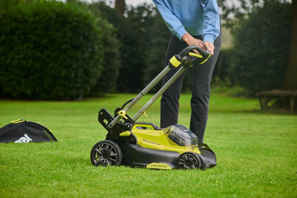 Akumuruniiduk Ryobi ONE+ RY18LMX40C-250