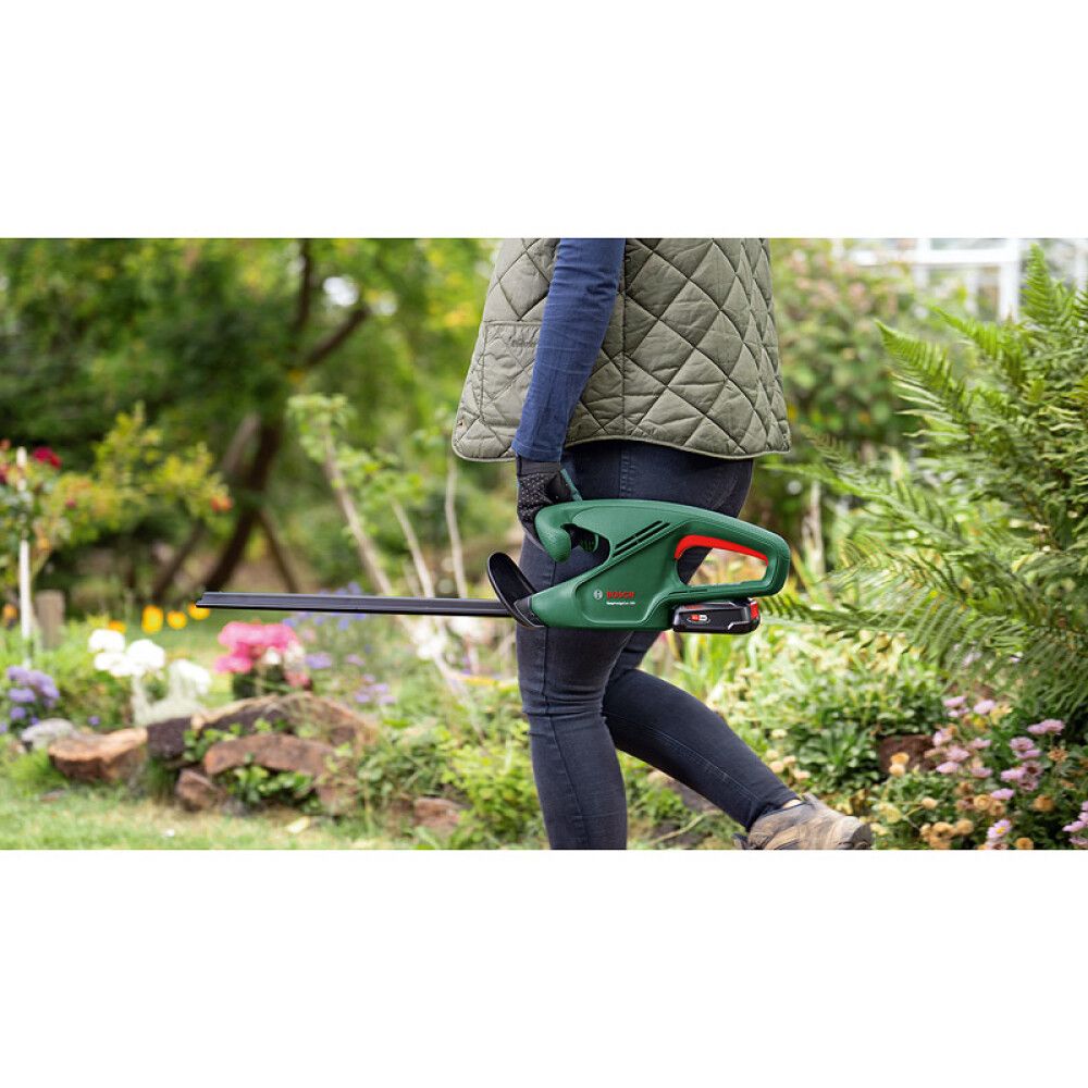 Akuhekilõikur Bosch EasyHedgeCut 44-11 Solo