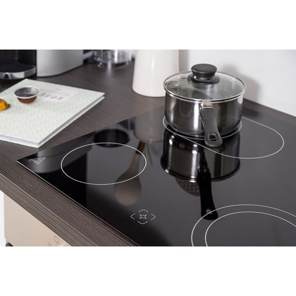 Köögikomplekt Respekta Amanda Premium 2,9 m, valge/must, keraamiline pliit