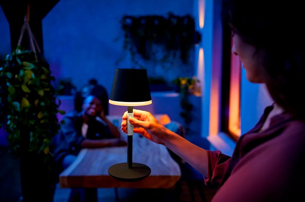 LED-lauavalgusti Philips Hue GO