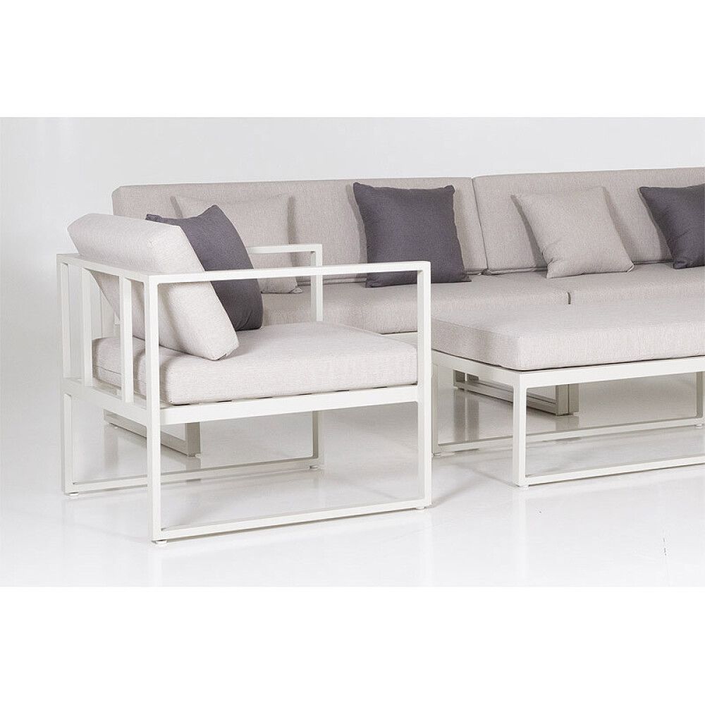 Nurgadiivan Sensum Skepparholmen, valge raam/liivakarva pehmendused