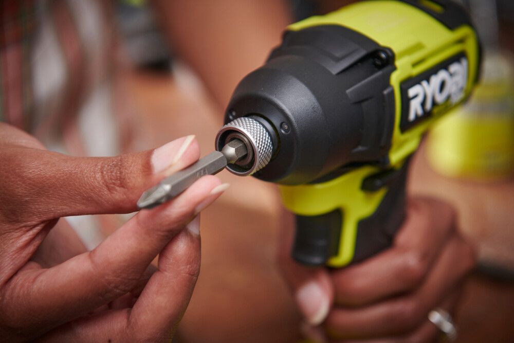 Akulöökkruvikeeraja Ryobi ONE+ HP Compact RID18C1-0