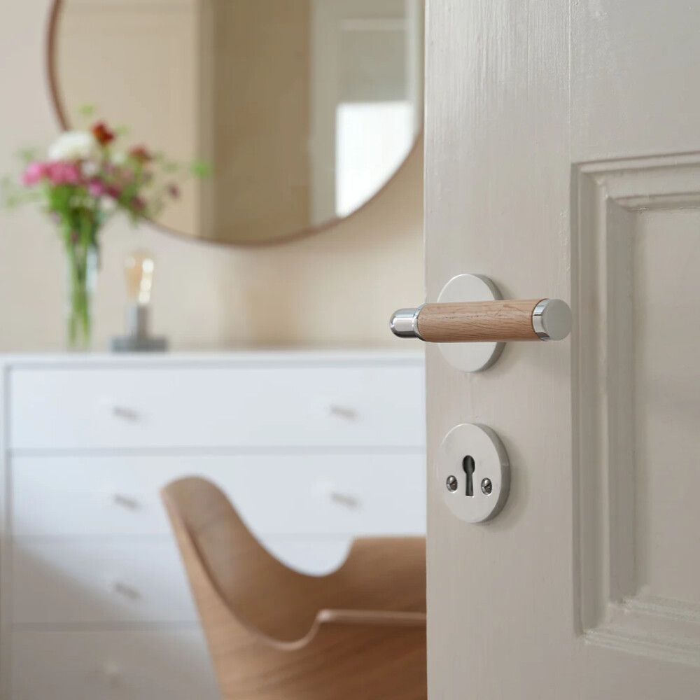 Siseukse link Beslagsboden läikiv kroom ja tamm 120 mm