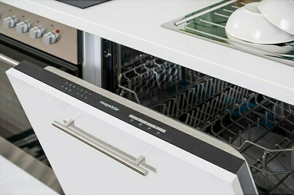 Köögikomplekt Respekta Premium 2,2 m valge, keraamiline pliit