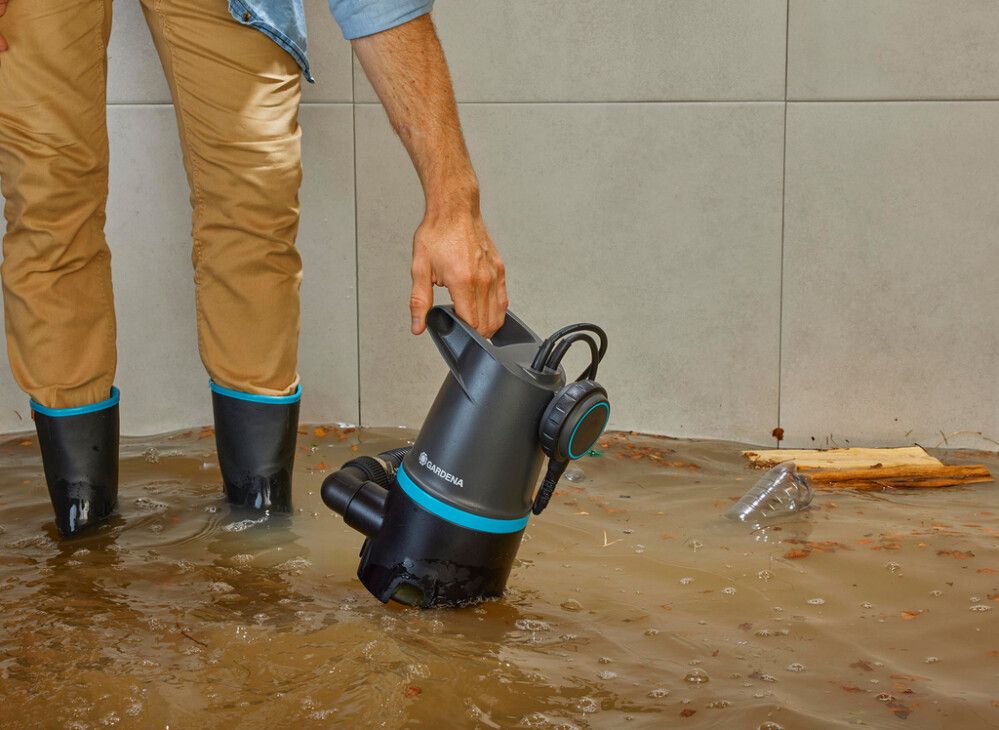 Uputatav tühjenduspump Gardena Basic 20000