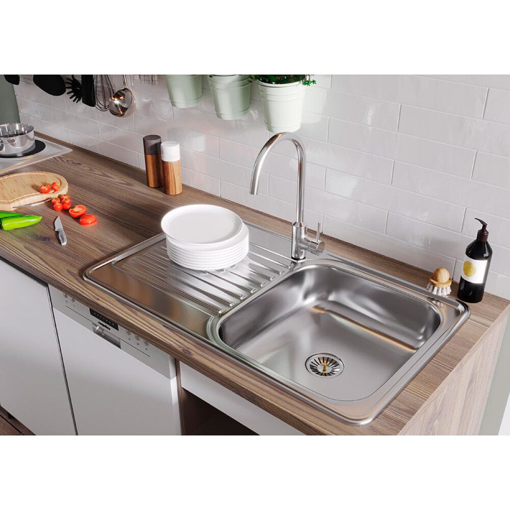 Miniköök Oliver Respekta 2,25 m valge/tamm, elektripliidiga, mikrolaineahjuga