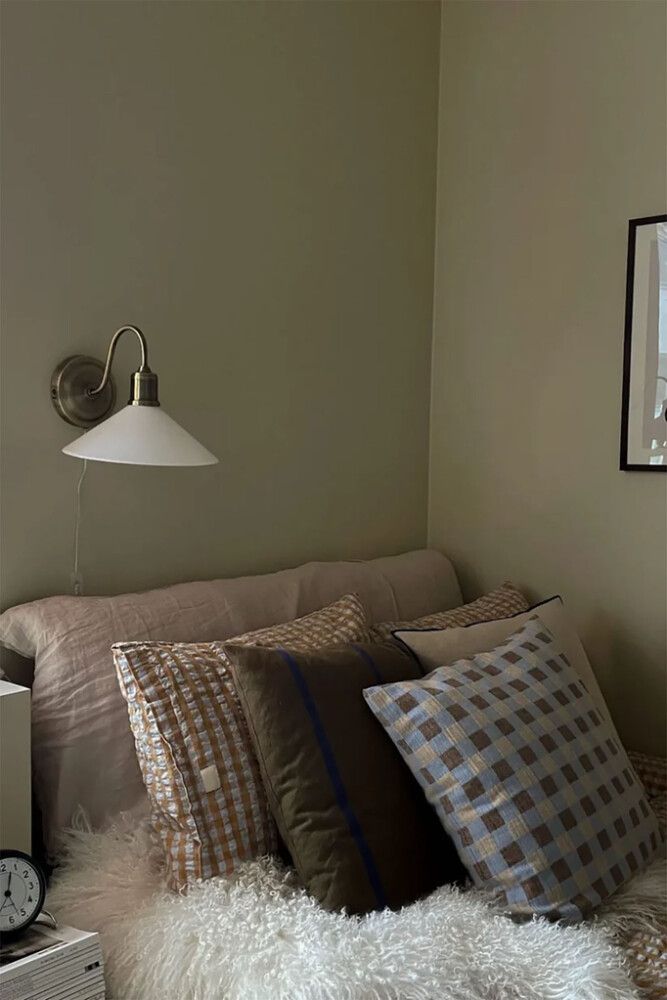 Seinavalgusti Markslöjd Vela 21 cm  messing/valge