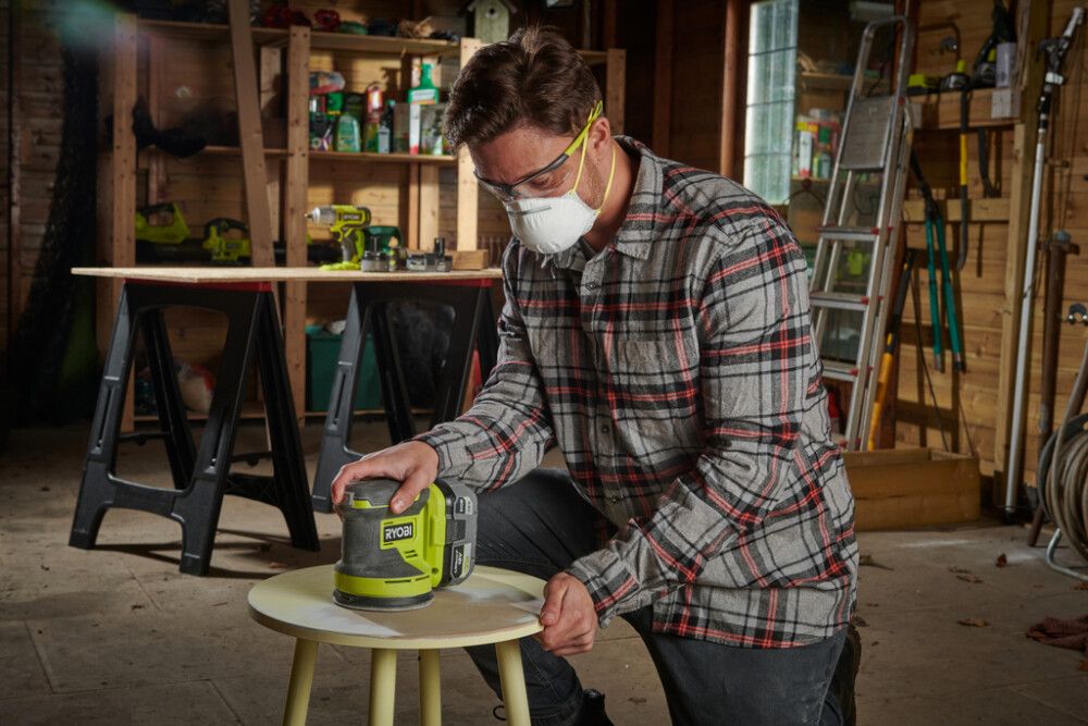 Akuekstsentriklihvija Ryobi ONE+ R18ROSN-0