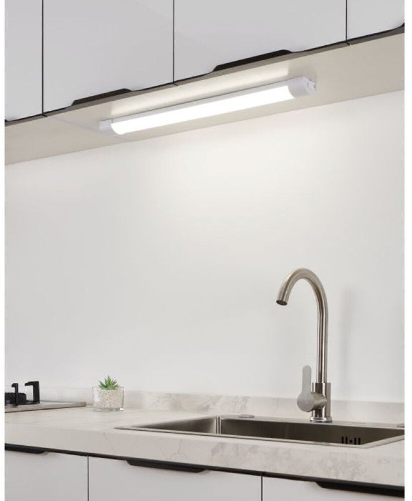 LED-üldvalgusti Stracca L 28 W 57 cm valge