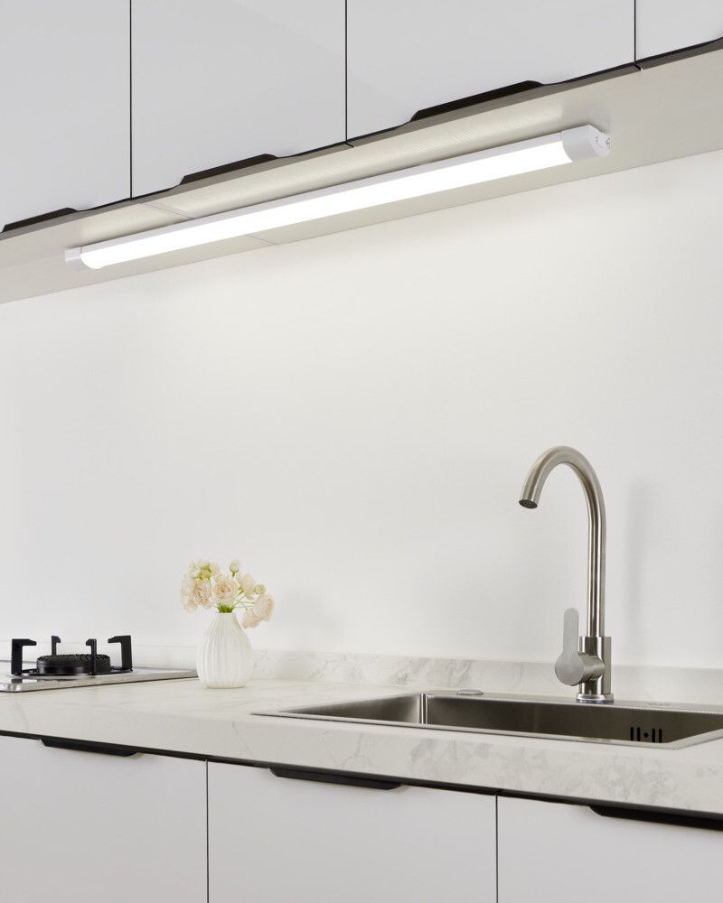 LED-üldvalgusti Stracca XL 24 W 97 cm