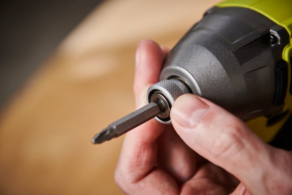 Akulöökkruvikeeraja Ryobi ONE+ HP RID18X1-0