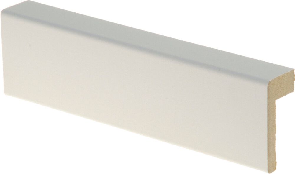 Välisnurgaliist MDF valge 21 x 42/13 x 2200 m