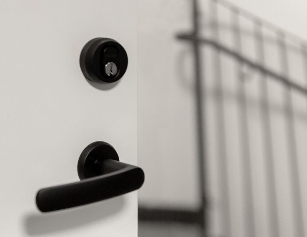 Välisukse link Habo A2560 must