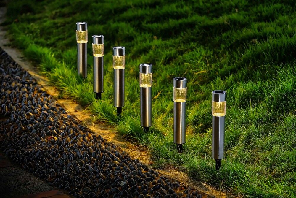 Päikesepatareiga Bauhaus LED-valgustid 6 tk /pakk