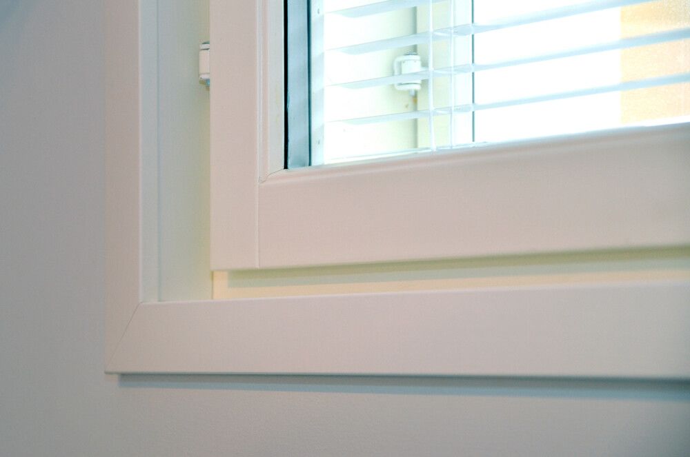 Katteliist Maler MDF 12 x 42 x 2200 mm, valge