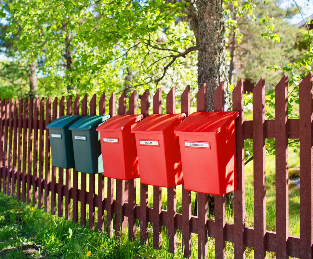 Postkast Orthex vahekaanega Roheline