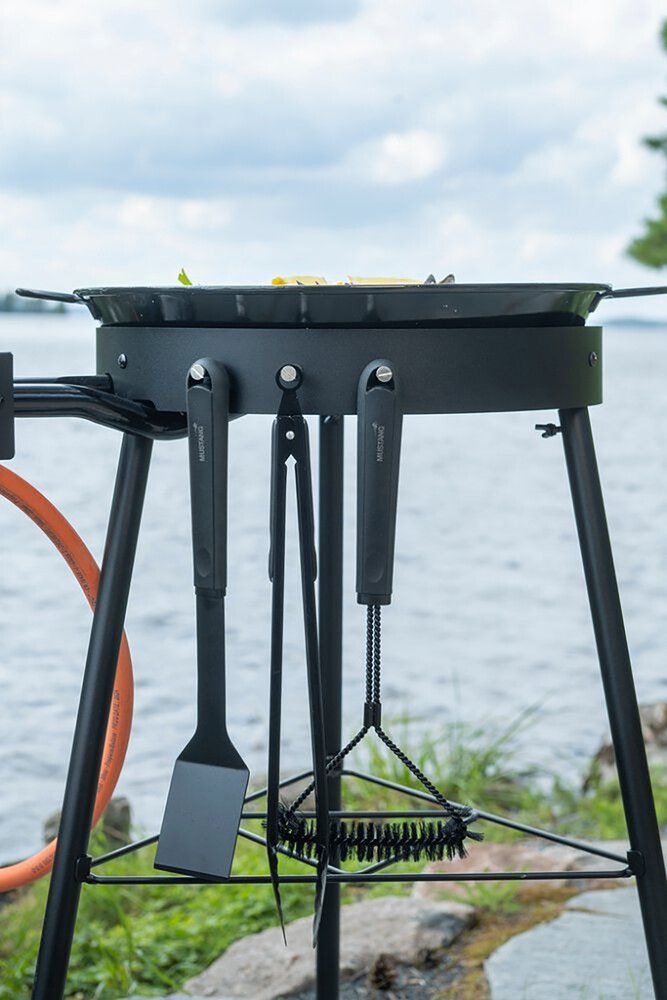 Grillitarvikute komplekt Mustang Black Line 3- osaline