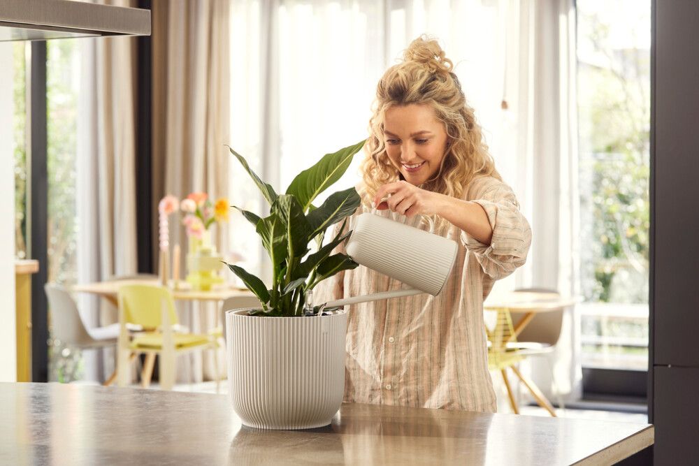 Kastekann Elho Vibes 1,7 l, valge